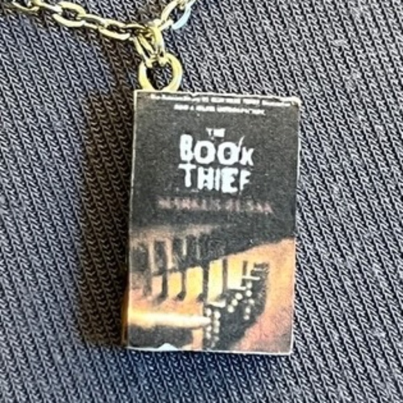 The Book Thief by Markus Zusak Handmade Literature Necklace Book Cover Accordion - Picture 3 of 16